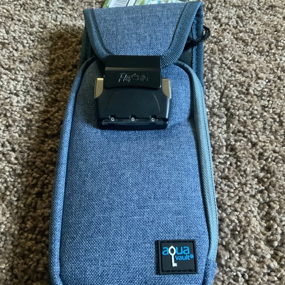 Aqua Vault - Picture 2 of 3